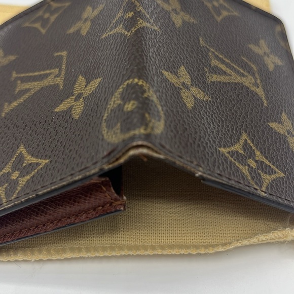 Louis Vuitton Monogram Card Holder Wallet - Picture 3 of 13